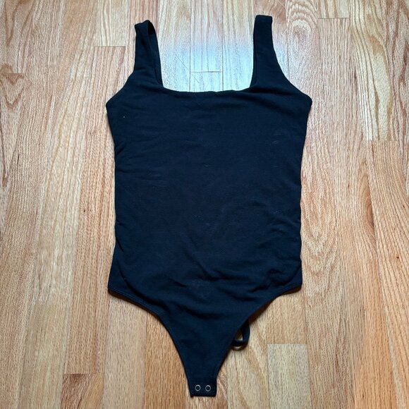 Abercrombie Cotton-Blend Seamless Fabric Tank Bodysuit - Picture 2 of 3